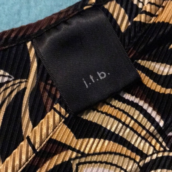 𝅺J.T.B blouse pleated multi colored v-neck art to wear stretchy size L - Picture 2 of 3